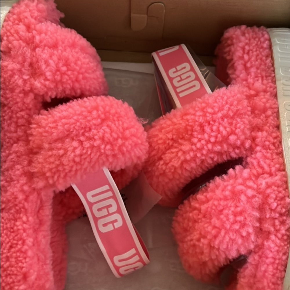 UGGs OH fluffita
